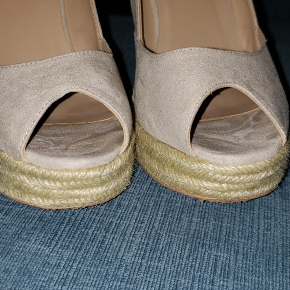 Worn once! Colin Stuart Espadrilles - Picture 3 of 4
